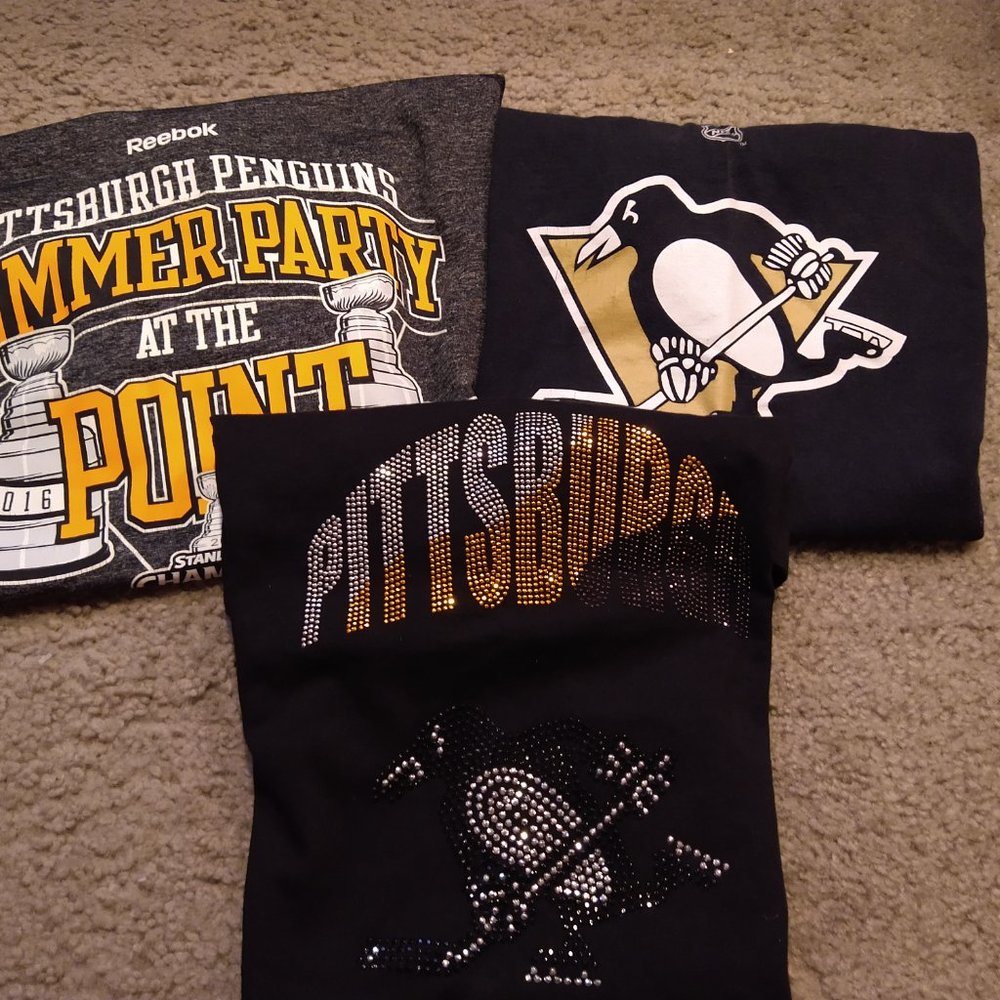 PITTSBURGH PENGUINS FAMILY OF T-SHIRTS & SOCKS - ALL SIZES - SPARKLY - Picture 9 of 10